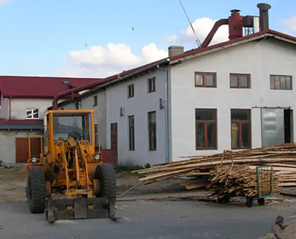 Pierwsza profesjonalna hala produkcyjna